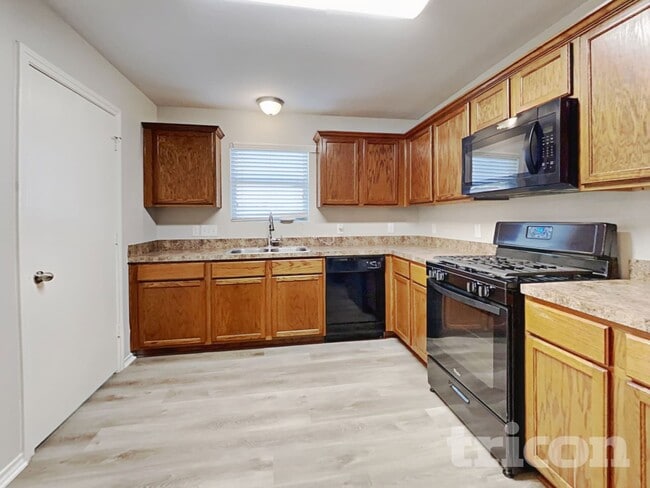 Photo - 1607 Katydid Ct