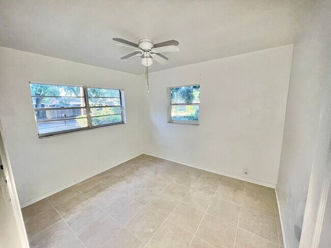 Photo - 2317 Harris St