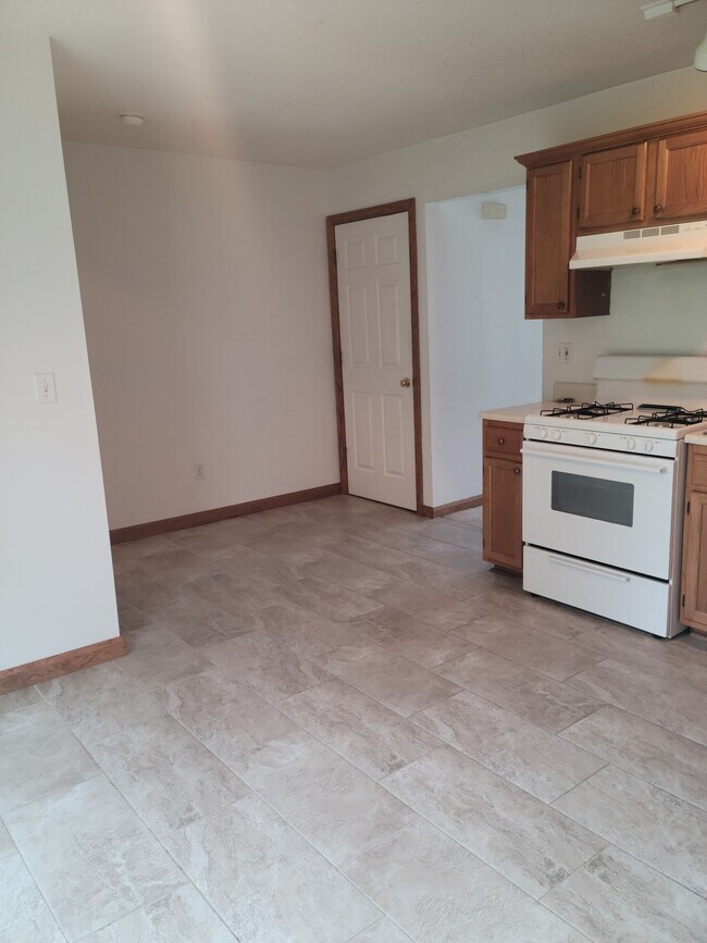 Photo - 5362 Cider Mill Rd