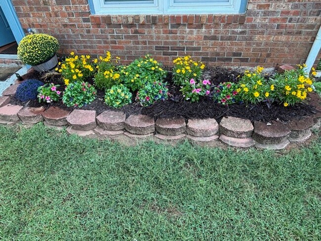 Photo - Beautifully Renovated 3-Bedroom, 2.5-Bath ...