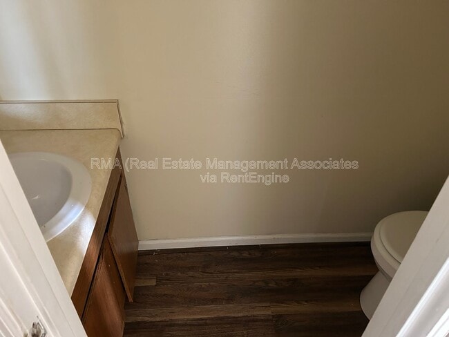 Photo - 108 Westwind Ct