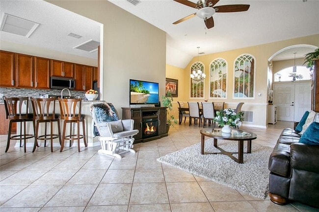 Photo - 442 Home Grove Dr