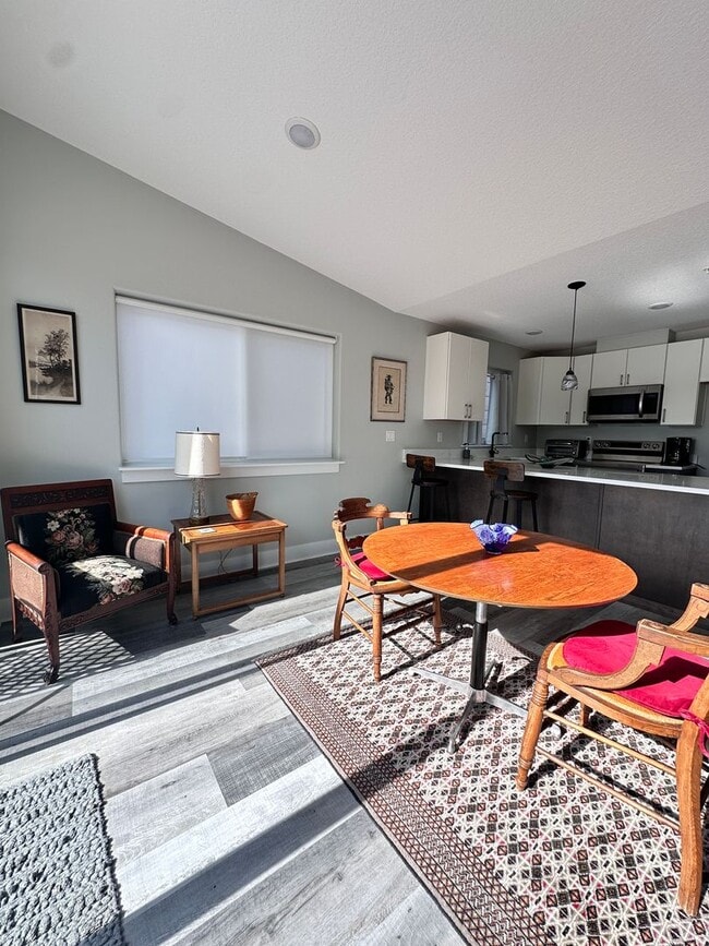 Photo - Fully Furnished 2 Bedroom 1 Bath Condo | T...