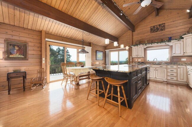 Photo - Three Bedroom Home in Hartford