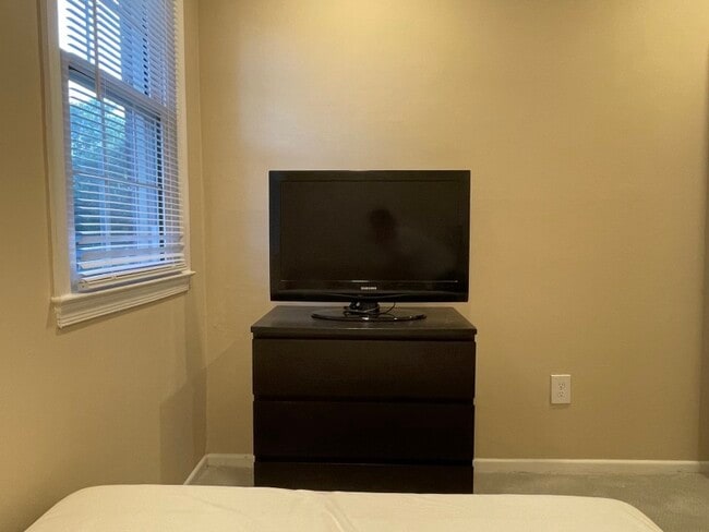 Photo - 10540 Assembly Dr