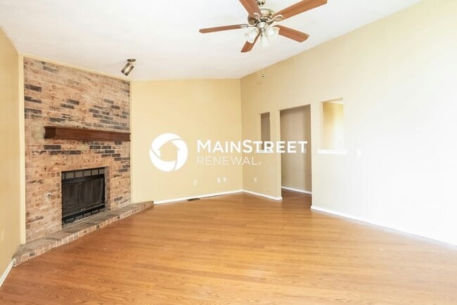 3 Bedroom Pet-Friendly Home in Oklahoma City, OK with Main Street Renewal