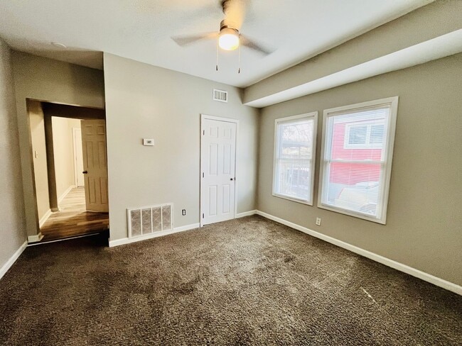 Photo - 115 N 46th St Unit 1