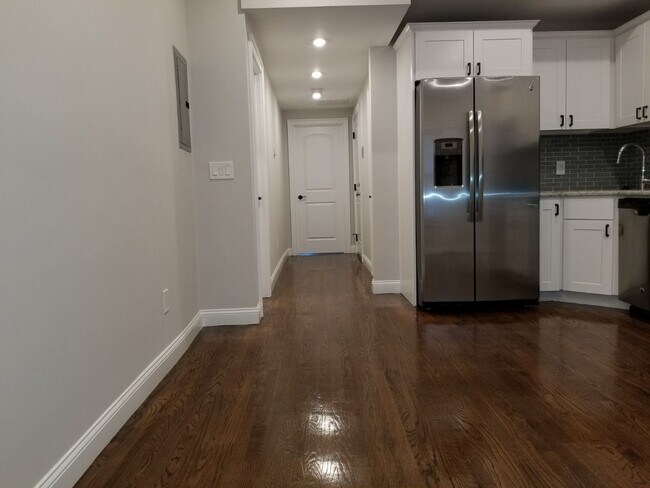 101 Chelsea St