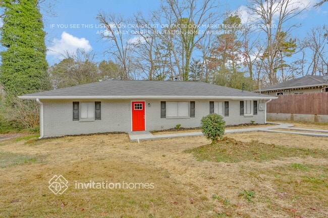 2037 W Woodberry Ave