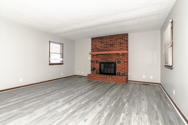 Photo - 2456 Bendel Dr