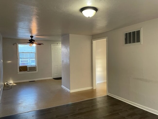 Photo - 1-Bedroom Apartment in Commerce City