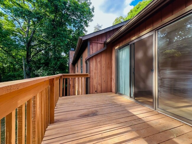 Photo - 1904 Aspen Way
