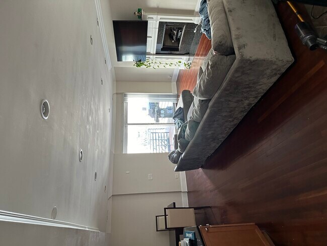 Photo - 1427 N Sedgwick St Condo Unit 4