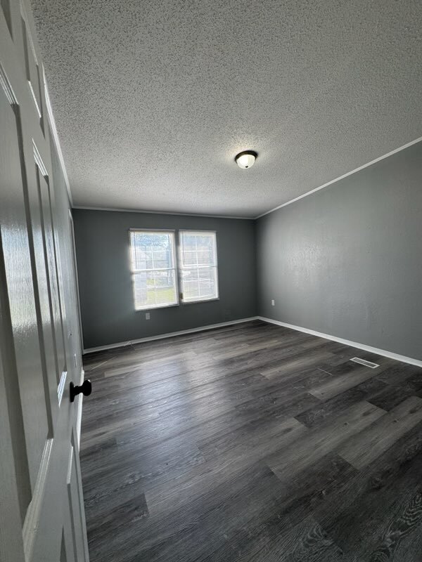 Photo - 150 Oak St