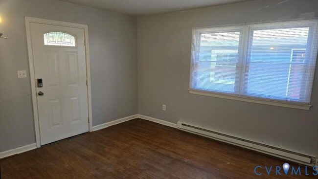 Photo - 120 St Mark St