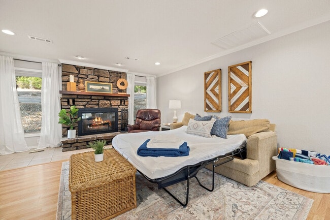 Photo - 1 Marykirk Ln Unidad ID1221821P