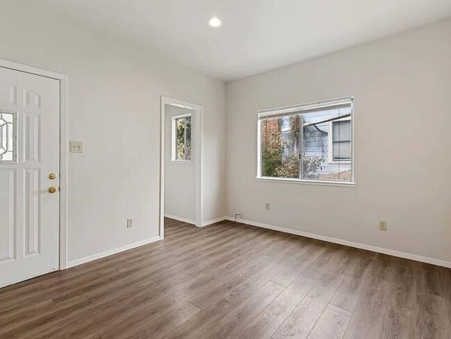 Photo - 1619 Fairview St Unidad 2