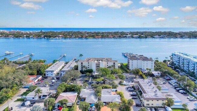 Photo - 1202 S Lake Dr Unit 501