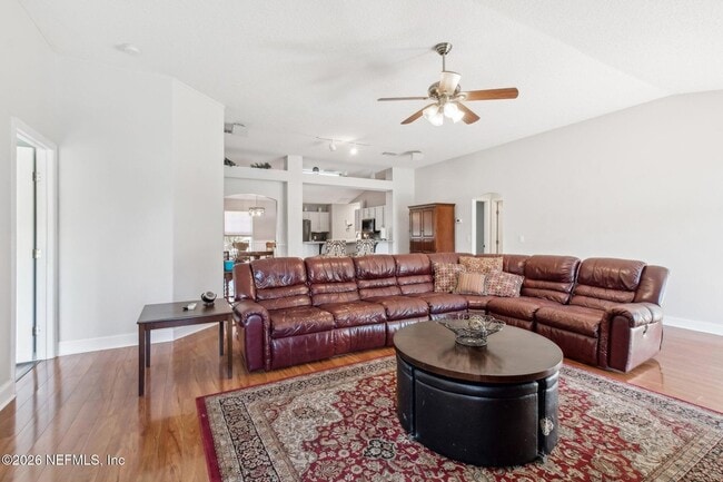 Photo - 2683 Henley Rd