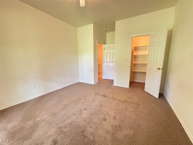 Photo - 2455 Montgomery Rd