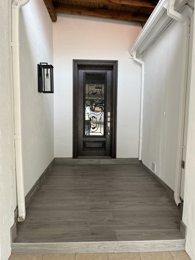 Photo - 1800 Country Club Dr Unit 14