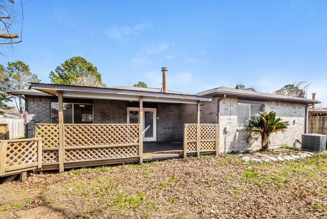 Building Photo - 29127 Waltham St