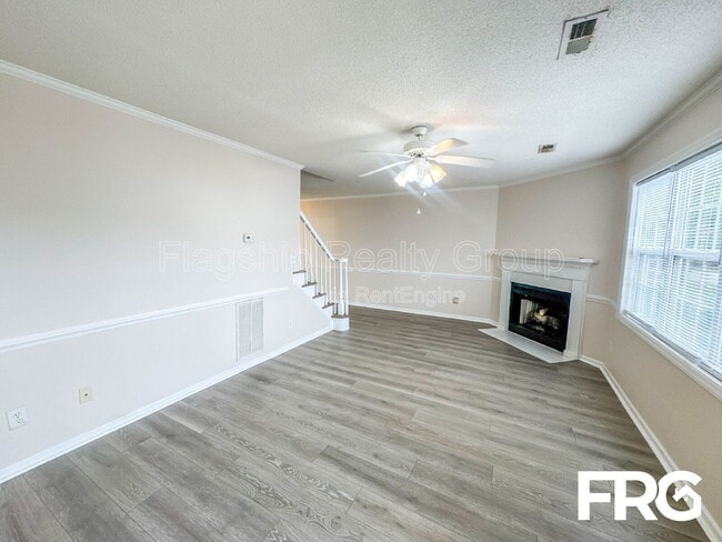 Photo - 3908 Sterling Pointe Dr