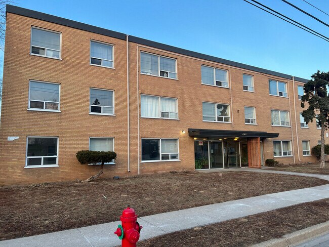 Photo - 365 Melvin Avenue