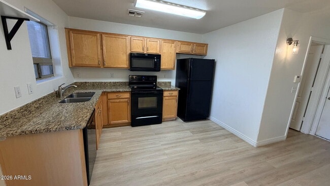 Photo - 41716 W Sunland Dr