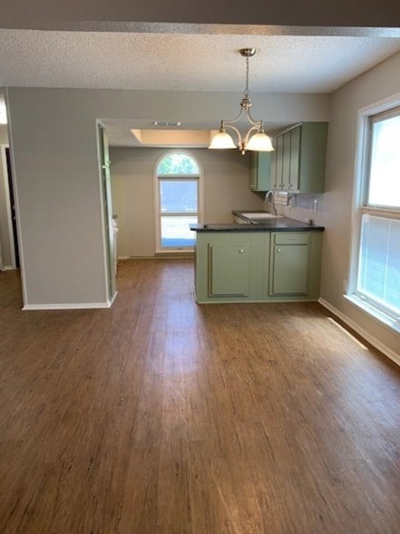 Photo - 7016 York Ave