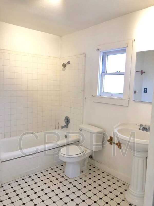 Photo - 2612 27th St