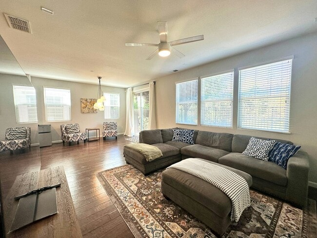 3682 Verona Terrace