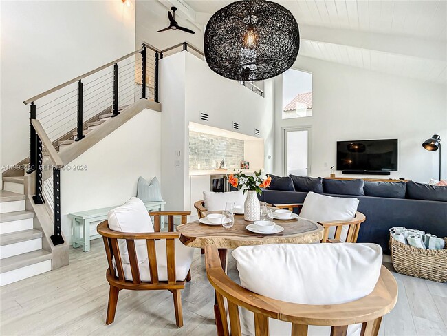 Photo - 104 Angelfish Ln