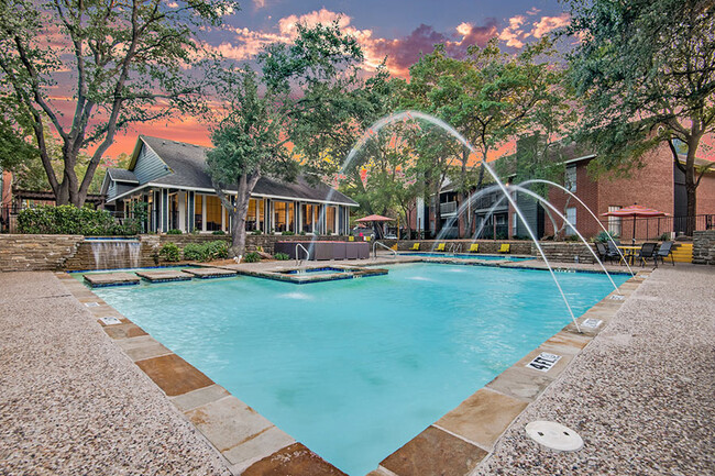 Building Photo - Cottonwood Park Village Rental