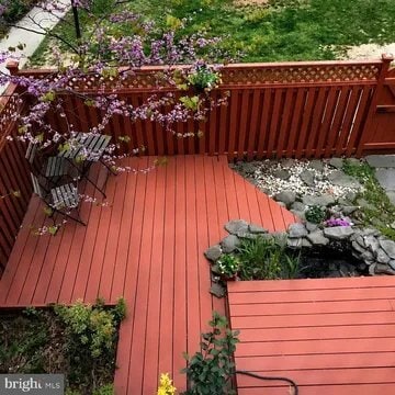 Photo - 103 N George Mason Dr