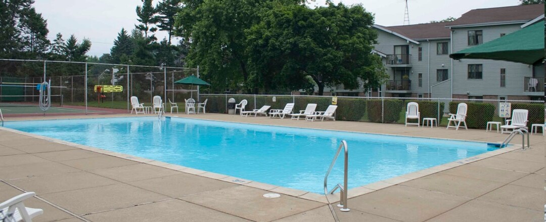 Pool - Lake Pines Apartments