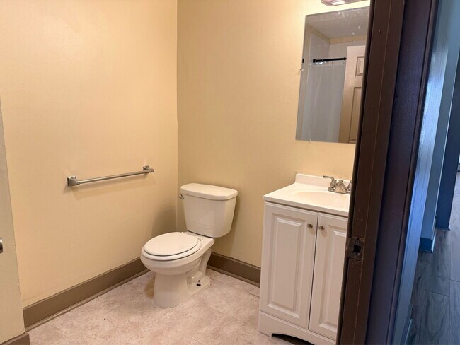 Photo - 44 Alden St Unit 44a 101