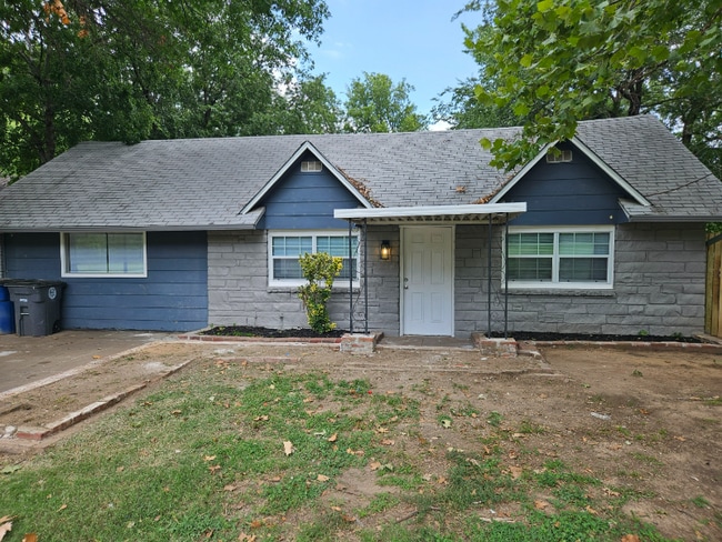Building Photo - 3737 N Garrison Ave Rental