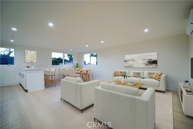 Photo - 8414 McKinley Ave