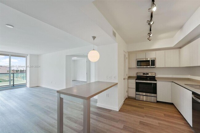 Photo - 1500 Bay Rd Unit M-0821