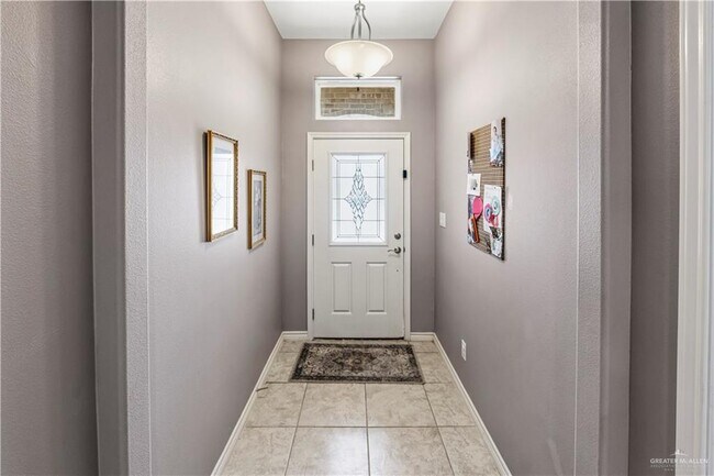 Photo - 19 Grand Canyon St