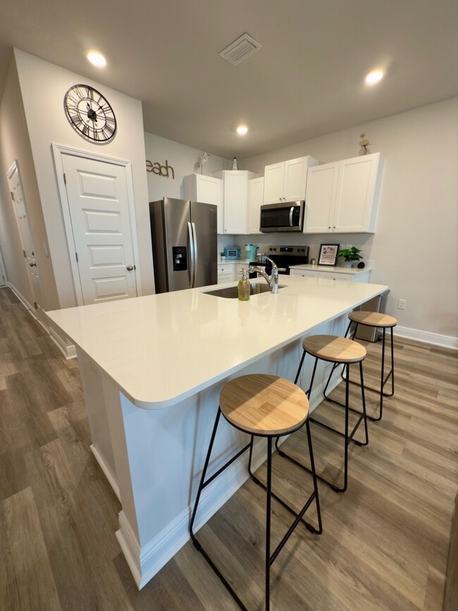 Photo - 5676 Sandy Walk St