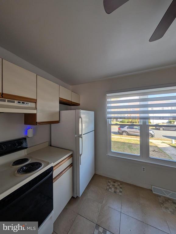 Photo - 312 Cold Spring Pl