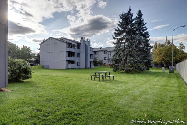 Photo - U-MED District Condominum