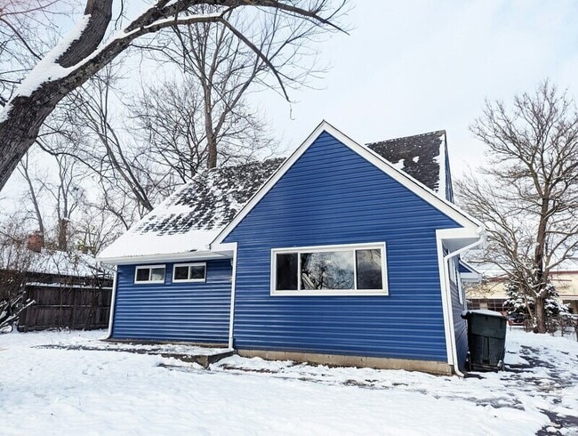 Building Photo - 2294 Minnesota Ave