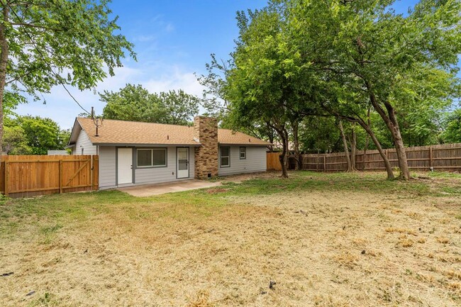 Photo - 8408 Staunton Dr