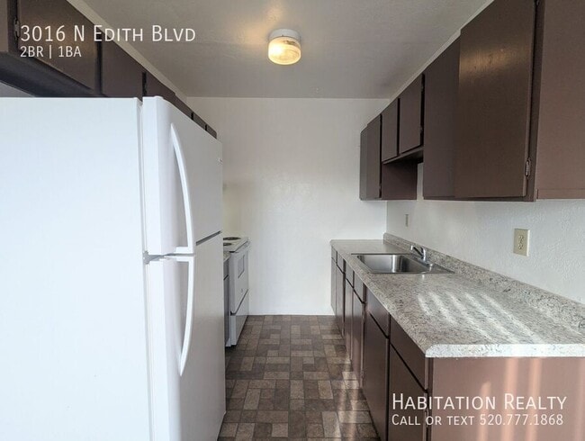 Photo - 3016 N Edith Blvd House