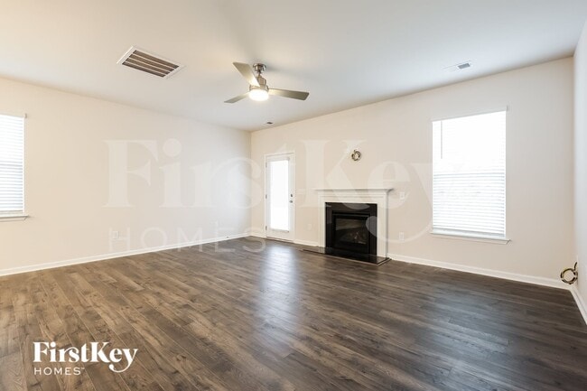 Photo - 107 Wild Lily Dr