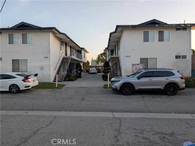 Building Photo - 8012 Duesler St