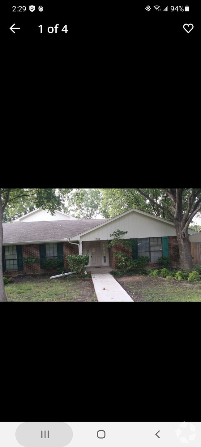 Building Photo - 1709 Woodlawn Pkwy Rental